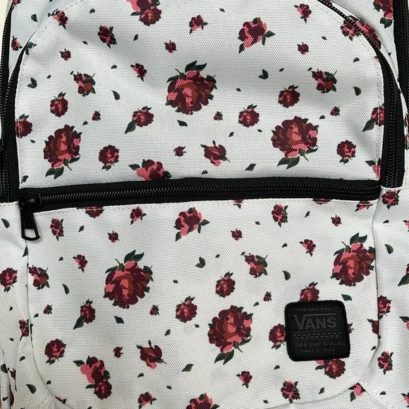 VANS Ranger 2 Prints Roses White Women's Backpack VN0A7UFM3KS
NWT - Picture 11 of 16